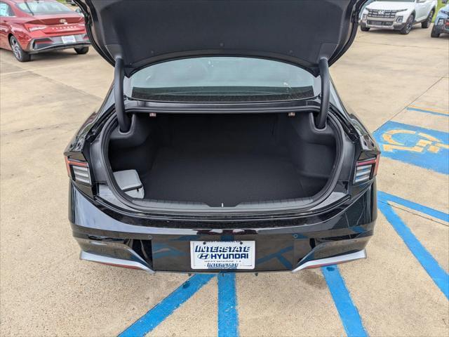 new 2025 Hyundai Sonata Hybrid car, priced at $39,795