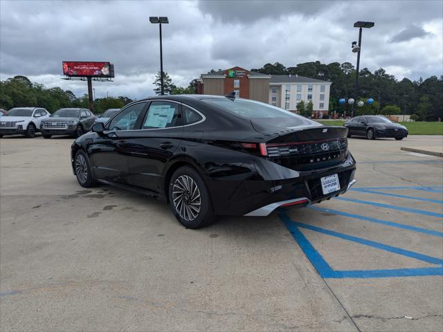 new 2025 Hyundai Sonata Hybrid car, priced at $39,795