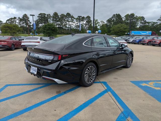 new 2025 Hyundai Sonata Hybrid car, priced at $39,795