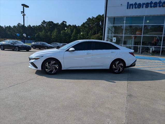 used 2024 Hyundai Elantra car