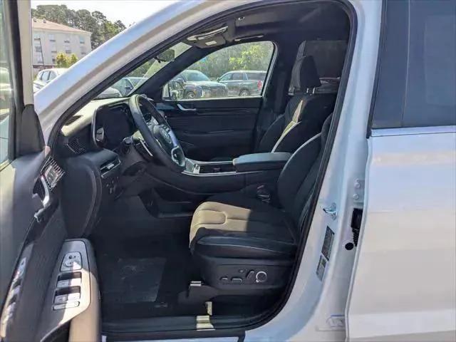 new 2025 Hyundai Palisade car, priced at $58,280