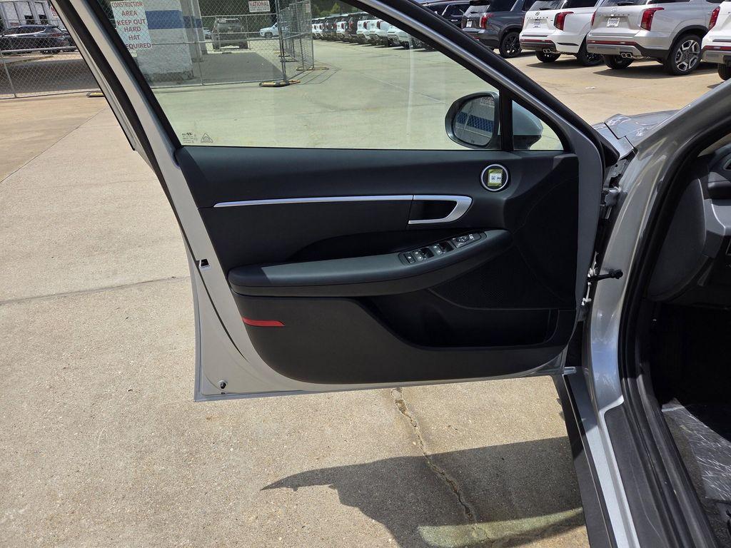 new 2025 Hyundai Sonata car, priced at $28,730