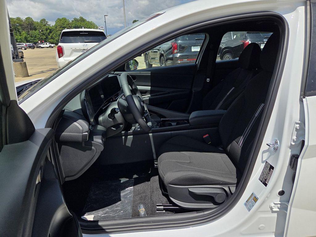 new 2025 Hyundai ELANTRA HEV car, priced at $29,705