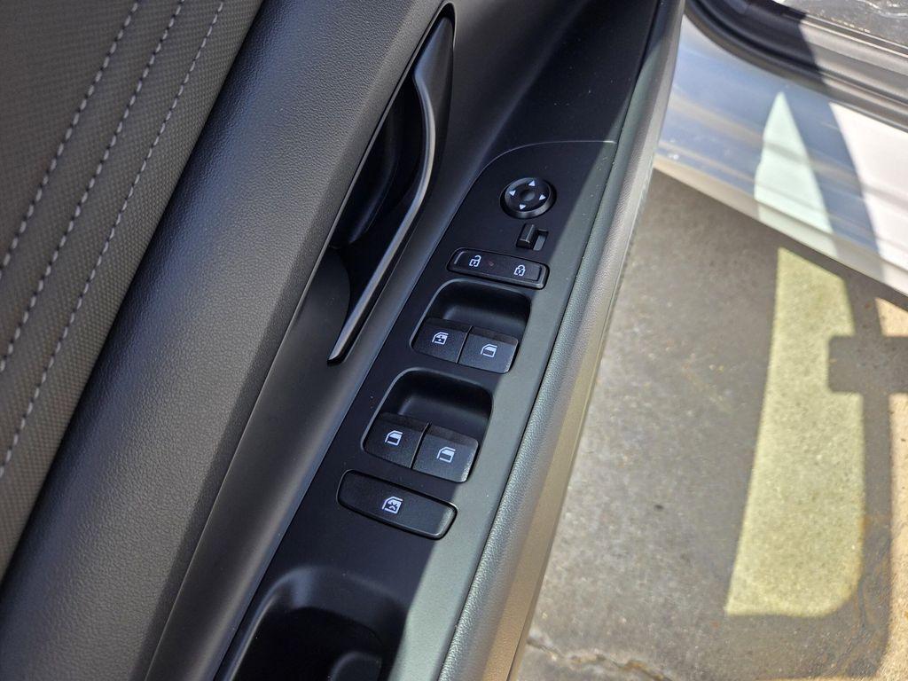 new 2025 Hyundai ELANTRA HEV car, priced at $29,705