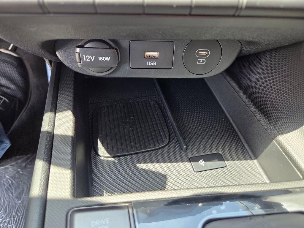 new 2025 Hyundai ELANTRA HEV car, priced at $29,705