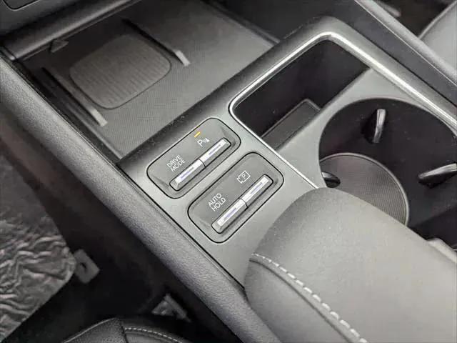 new 2025 Hyundai Sonata Hybrid car, priced at $39,795
