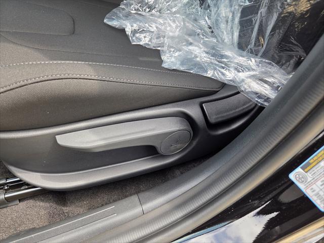 new 2025 Hyundai Elantra car, priced at $30,085