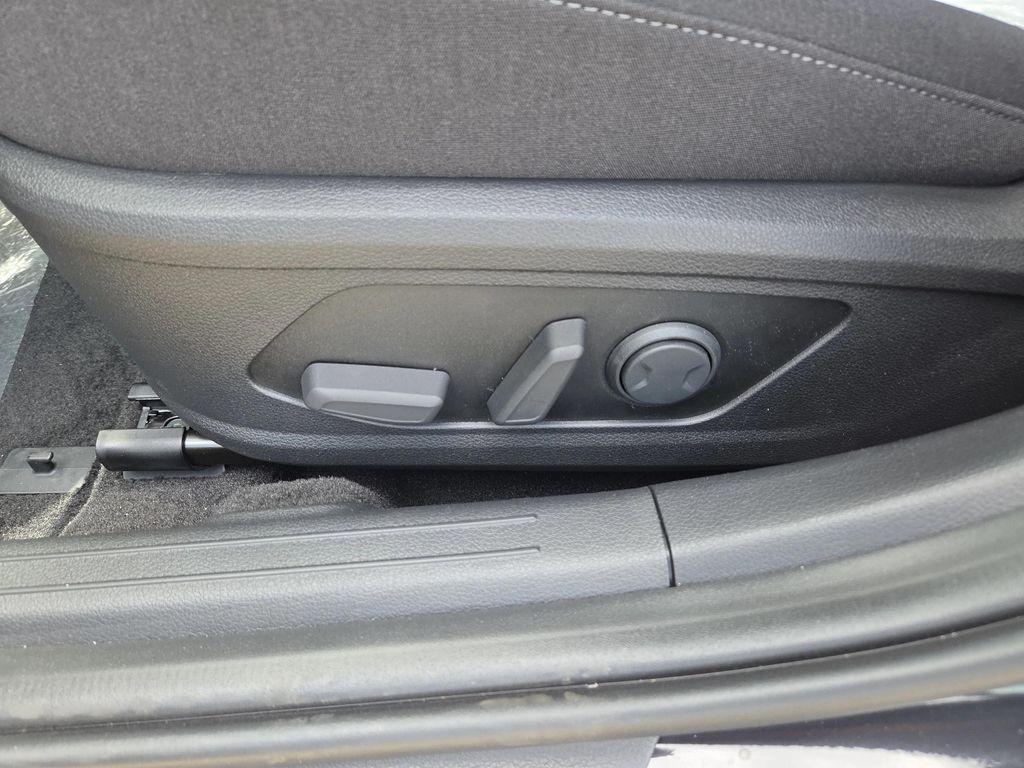 new 2025 Hyundai Sonata Hybrid car, priced at $33,070