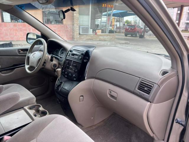 used 2005 Toyota Sienna car, priced at $6,998