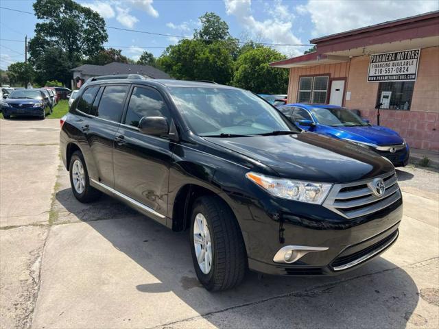 used 2011 Toyota Highlander car, priced at $9,998
