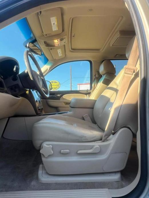 used 2013 Chevrolet Suburban car, priced at $14,999