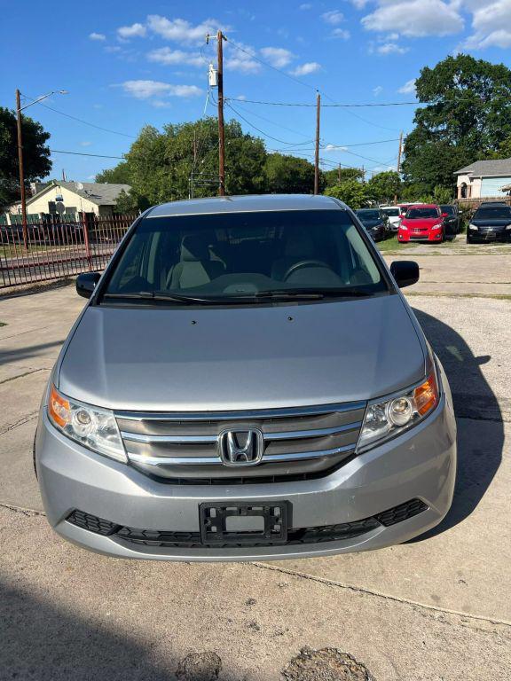 used 2013 Honda Odyssey car, priced at $9,998