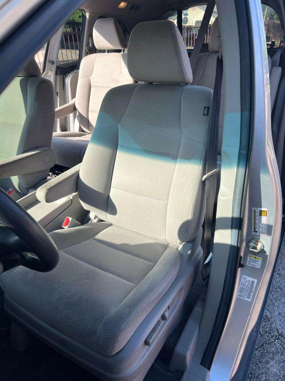used 2013 Honda Odyssey car, priced at $9,998