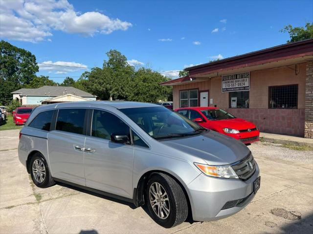 used 2013 Honda Odyssey car, priced at $9,998