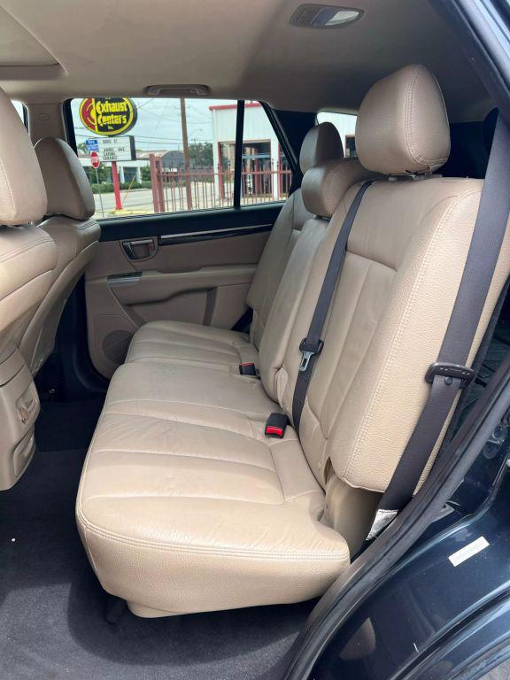 used 2010 Hyundai Santa Fe car, priced at $5,998