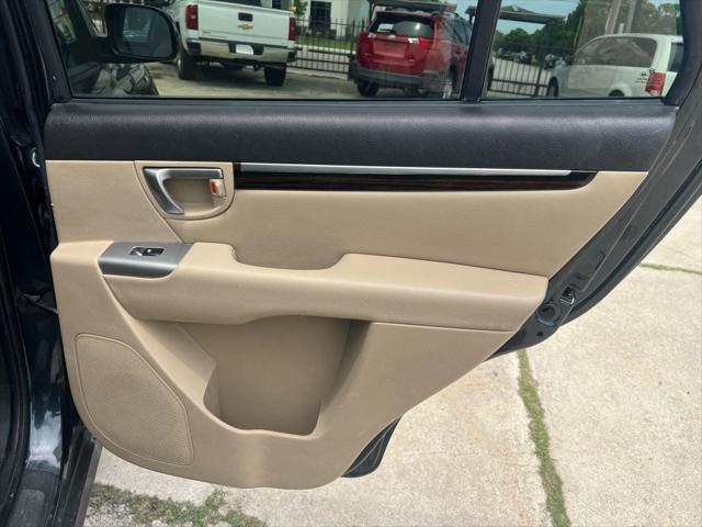 used 2010 Hyundai Santa Fe car, priced at $5,998