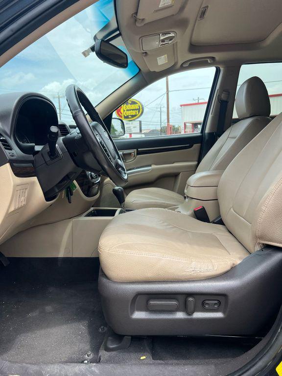 used 2010 Hyundai Santa Fe car, priced at $5,998