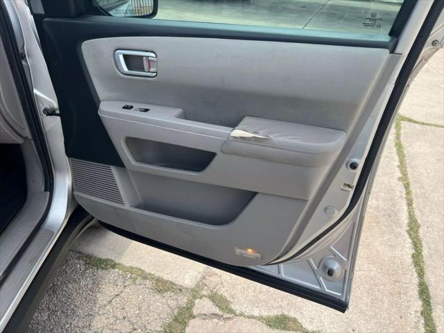 used 2014 Honda Pilot car, priced at $9,998