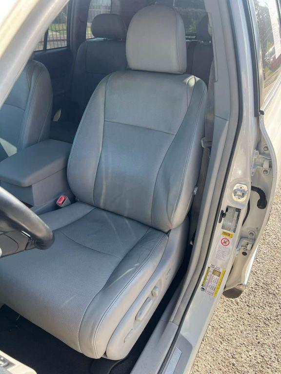 used 2013 Toyota Highlander car, priced at $12,498