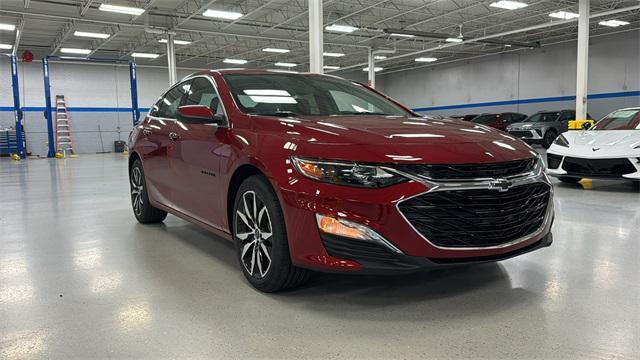 new 2025 Chevrolet Malibu car, priced at $28,259