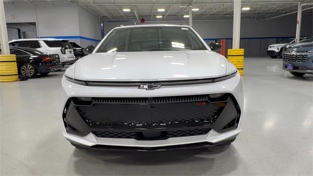 new 2025 Chevrolet Equinox EV car, priced at $44,180