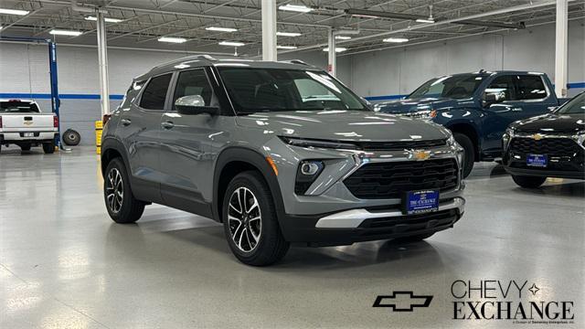 new 2025 Chevrolet TrailBlazer car, priced at $27,885