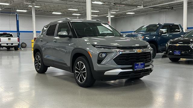 new 2025 Chevrolet TrailBlazer car, priced at $26,385