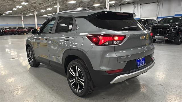 new 2025 Chevrolet TrailBlazer car, priced at $26,955