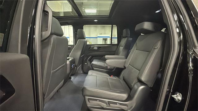 new 2025 Chevrolet Suburban car, priced at $75,470