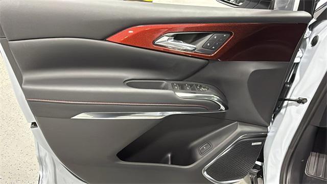 new 2026 Chevrolet Traverse car, priced at $59,155