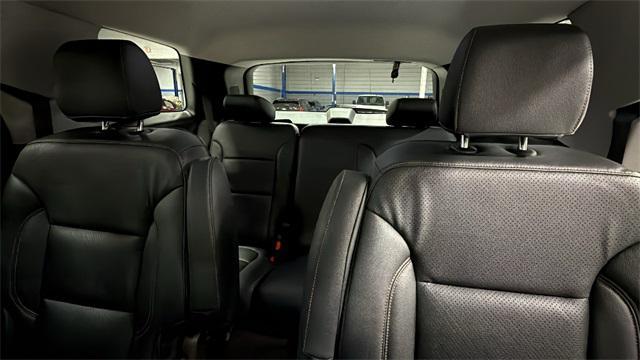 used 2020 Chevrolet Traverse car, priced at $21,199