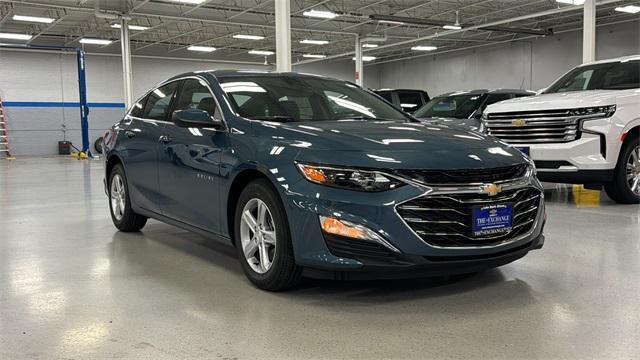 new 2025 Chevrolet Malibu car, priced at $25,815