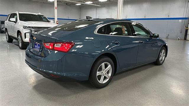 new 2025 Chevrolet Malibu car, priced at $25,815