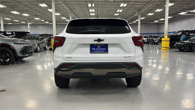 new 2025 Chevrolet Trax car, priced at $25,746