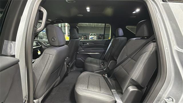 new 2026 Chevrolet Traverse car, priced at $44,651