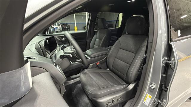 new 2026 Chevrolet Traverse car, priced at $44,651