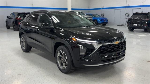 new 2025 Chevrolet Trax car, priced at $23,271