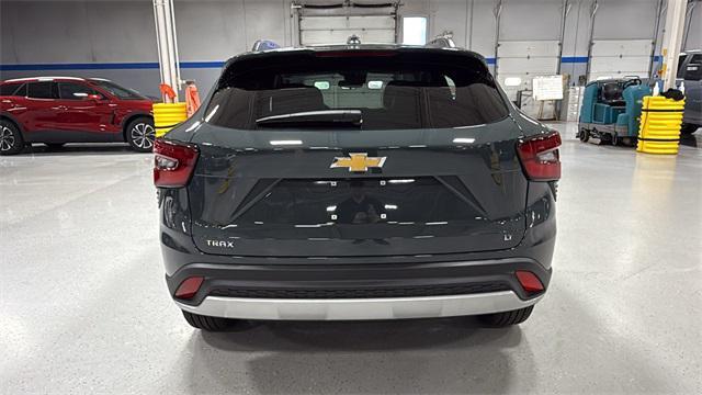 new 2025 Chevrolet Trax car, priced at $23,190
