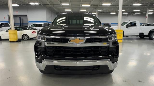 new 2025 Chevrolet Silverado 1500 car, priced at $45,771