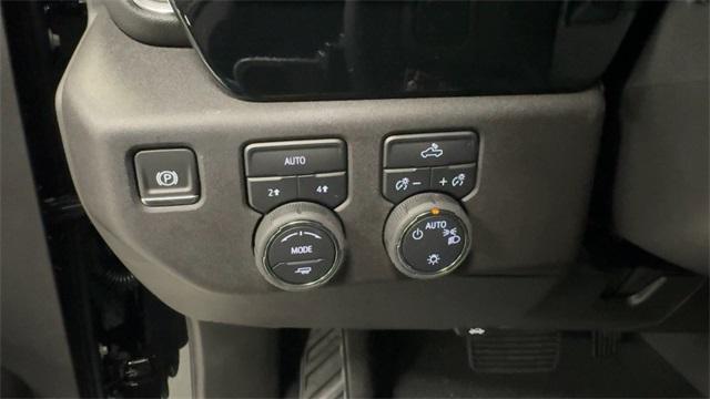 new 2025 Chevrolet Silverado 1500 car, priced at $45,771