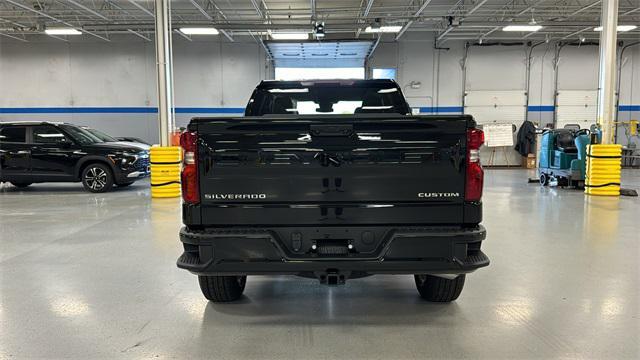 new 2024 Chevrolet Silverado 1500 car, priced at $43,660