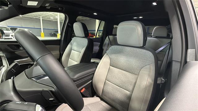 new 2026 Chevrolet Traverse car, priced at $46,235