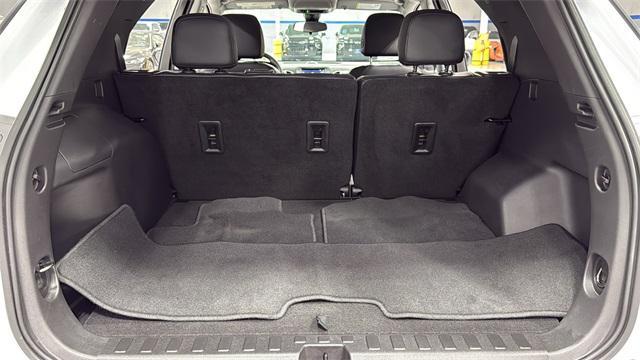 used 2023 Chevrolet Equinox car, priced at $23,059