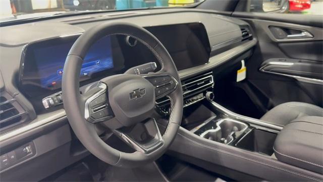 new 2025 Chevrolet Traverse car, priced at $41,892