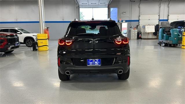 new 2025 Chevrolet TrailBlazer car, priced at $27,052