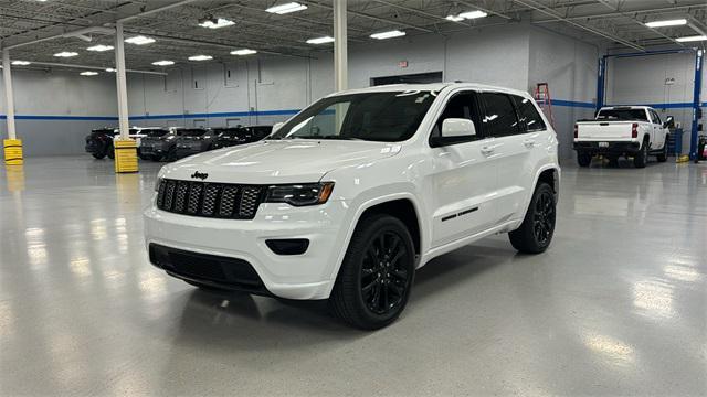 used 2020 Jeep Grand Cherokee car, priced at $26,000