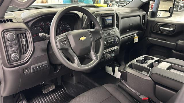 new 2025 Chevrolet Silverado 2500 car, priced at $53,100