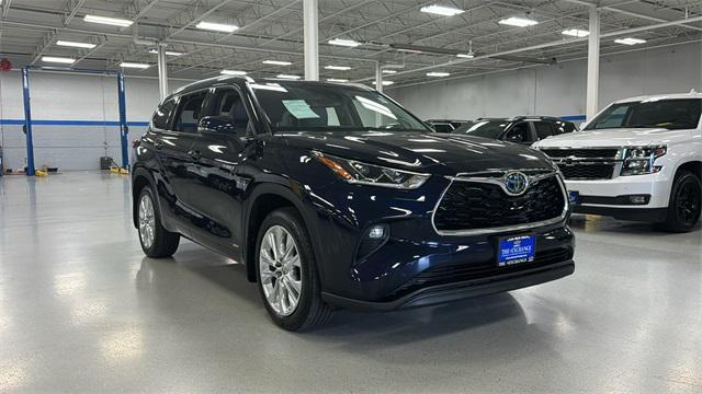 used 2021 Toyota Highlander Hybrid car, priced at $43,459