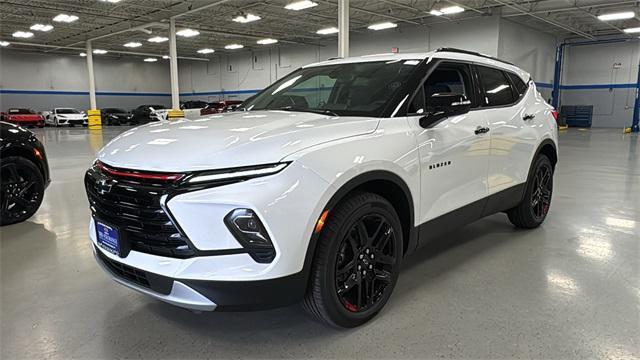 new 2025 Chevrolet Blazer car, priced at $39,217