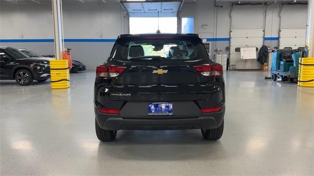 new 2025 Chevrolet TrailBlazer car, priced at $23,025